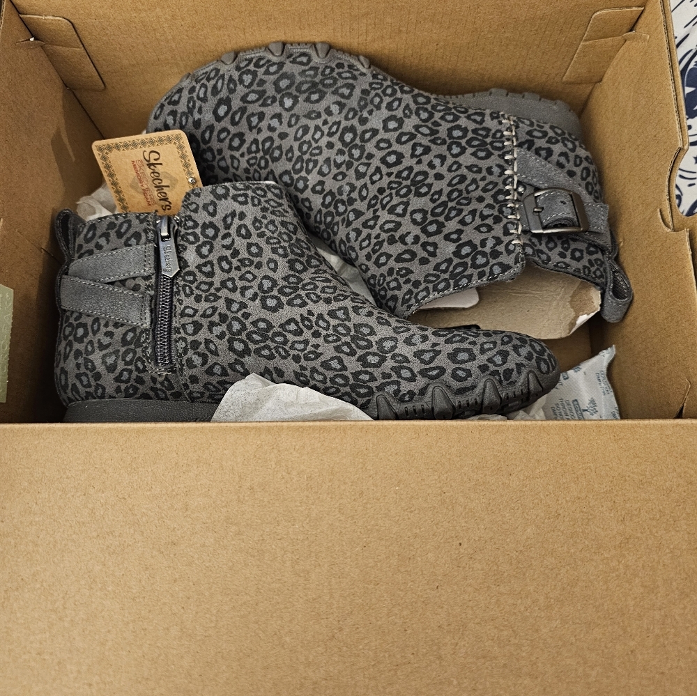 COPY - Skechers ankle boot gray leopard